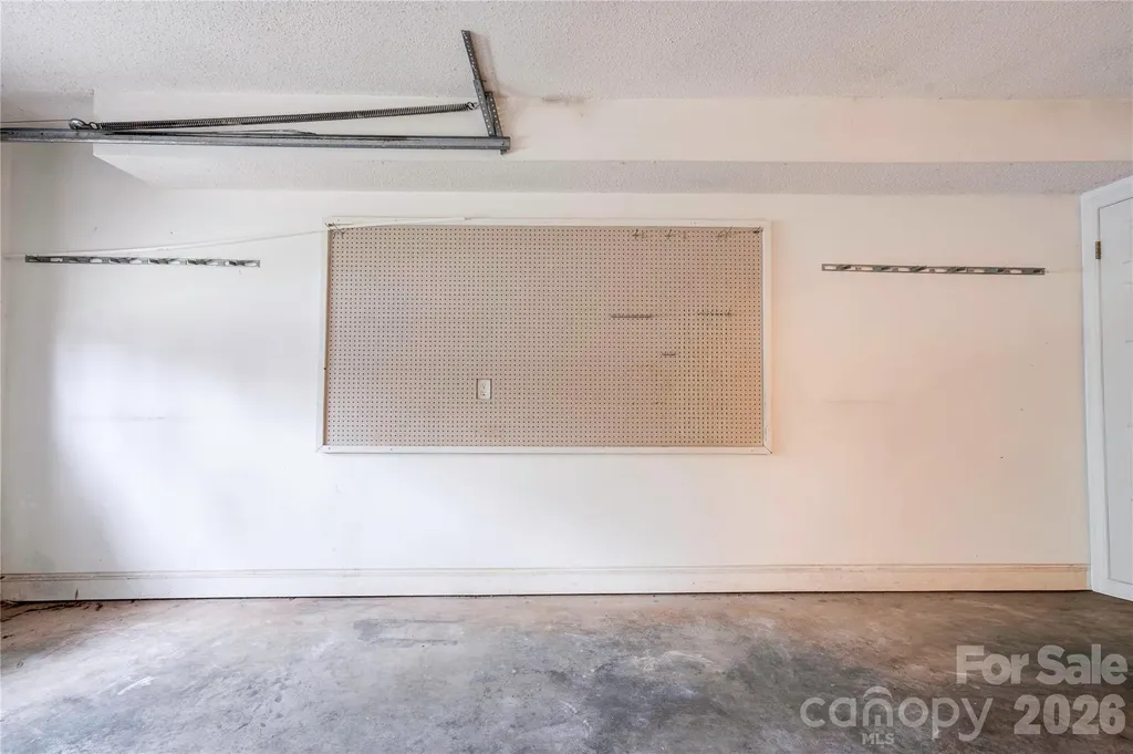 174 Columns Circle Shelby NC 28150