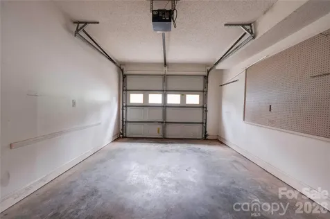 174 Columns Circle Shelby NC 28150
