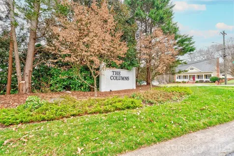 174 Columns Circle Shelby NC 28150