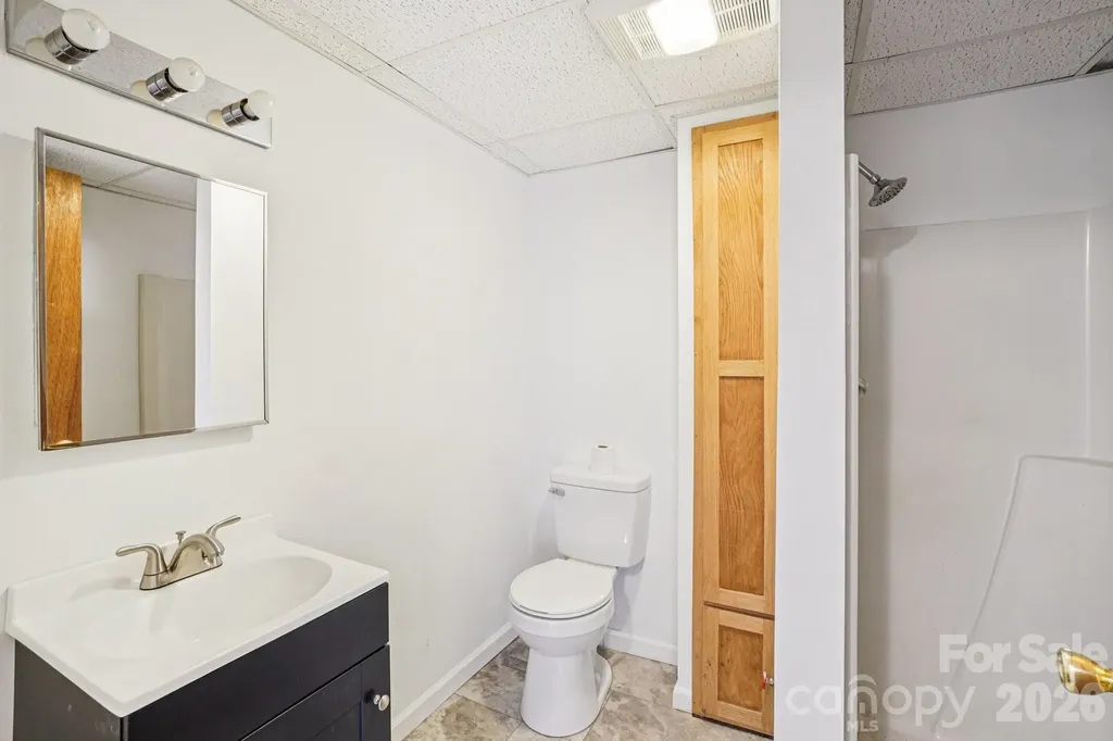 307 Roaring Creek Lane Waynesville NC 28786