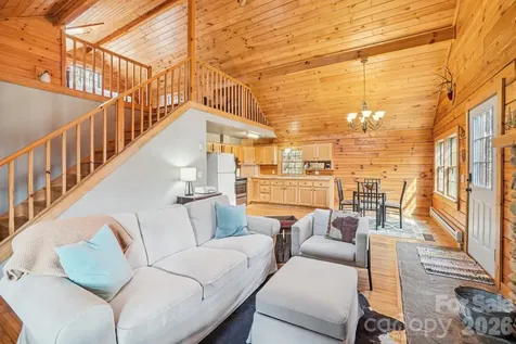 307 Roaring Creek Lane Waynesville NC 28786