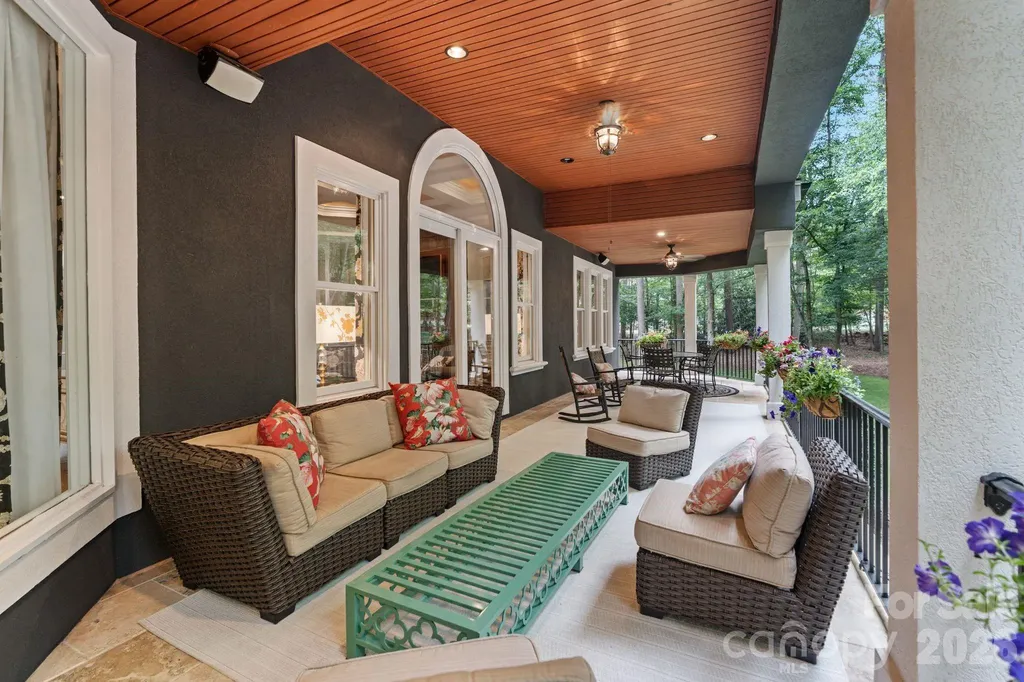 8915 Warwicke Lane Sherrills Ford NC 28673