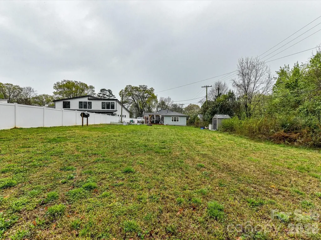 1240 Skyview Road Charlotte NC 28208