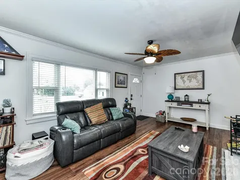 1240 Skyview Road Charlotte NC 28208