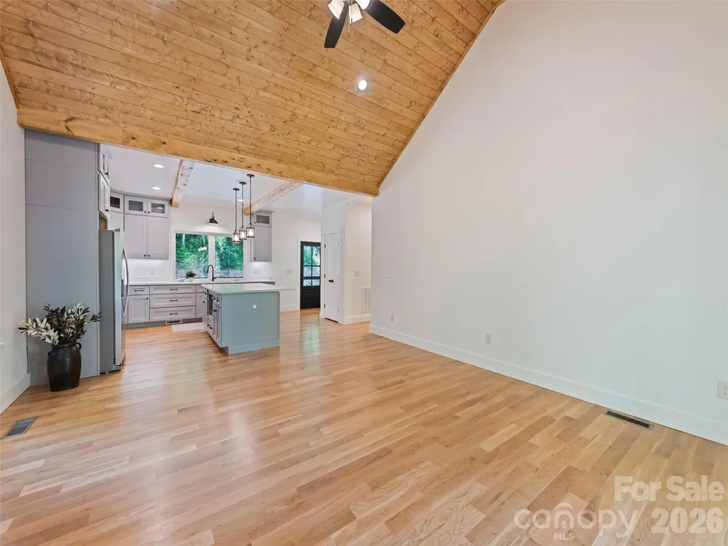 288 Ironwood Drive Clyde NC 28721