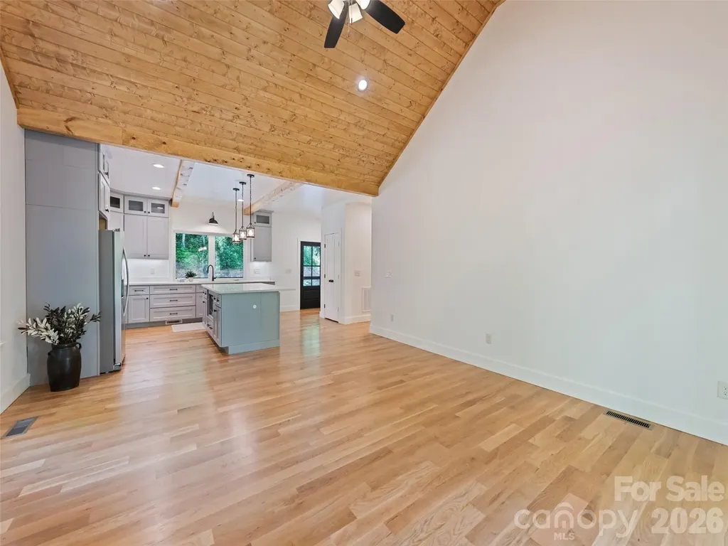 288 Ironwood Drive Clyde NC 28721