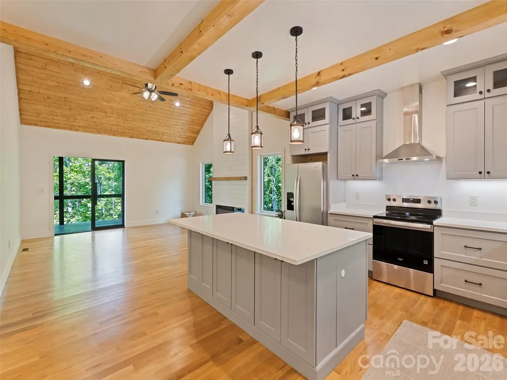 288 Ironwood Drive Clyde NC 28721