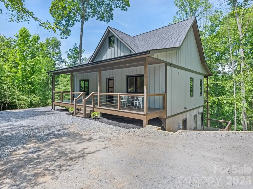 288 Ironwood Drive Clyde NC 28721