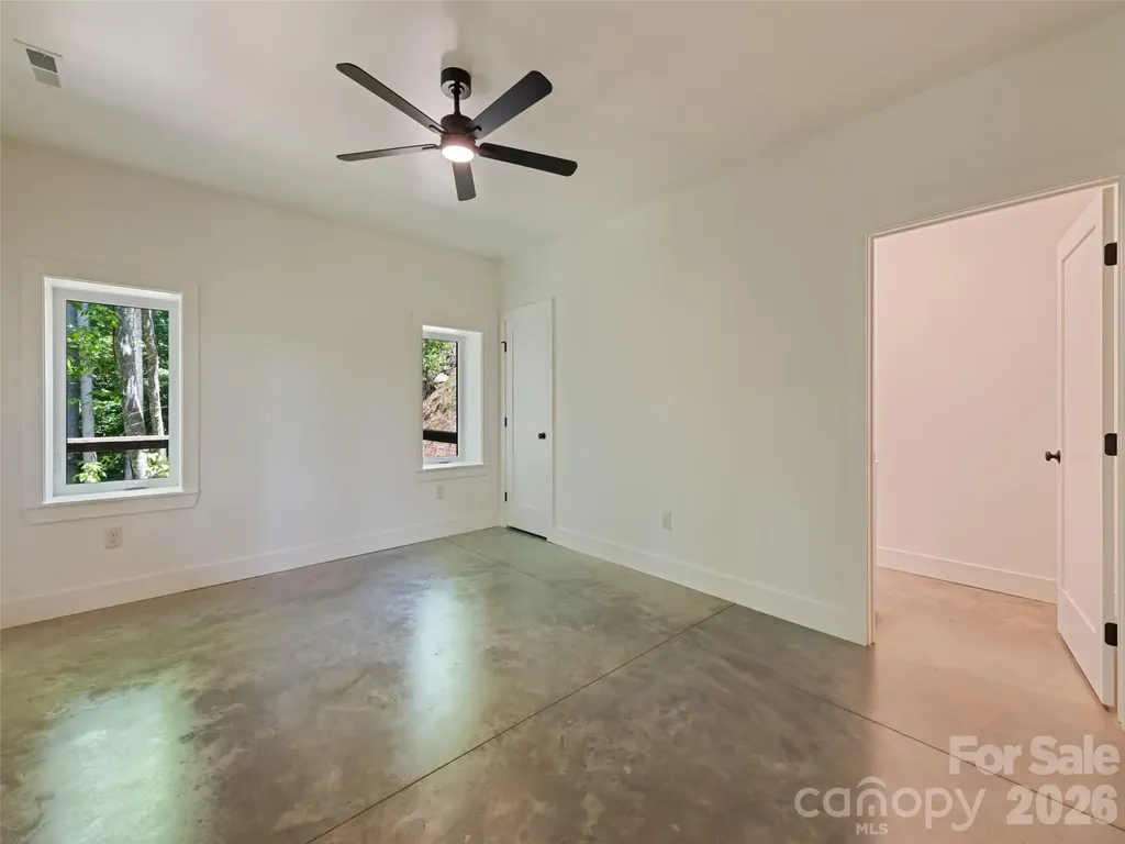 288 Ironwood Drive Clyde NC 28721