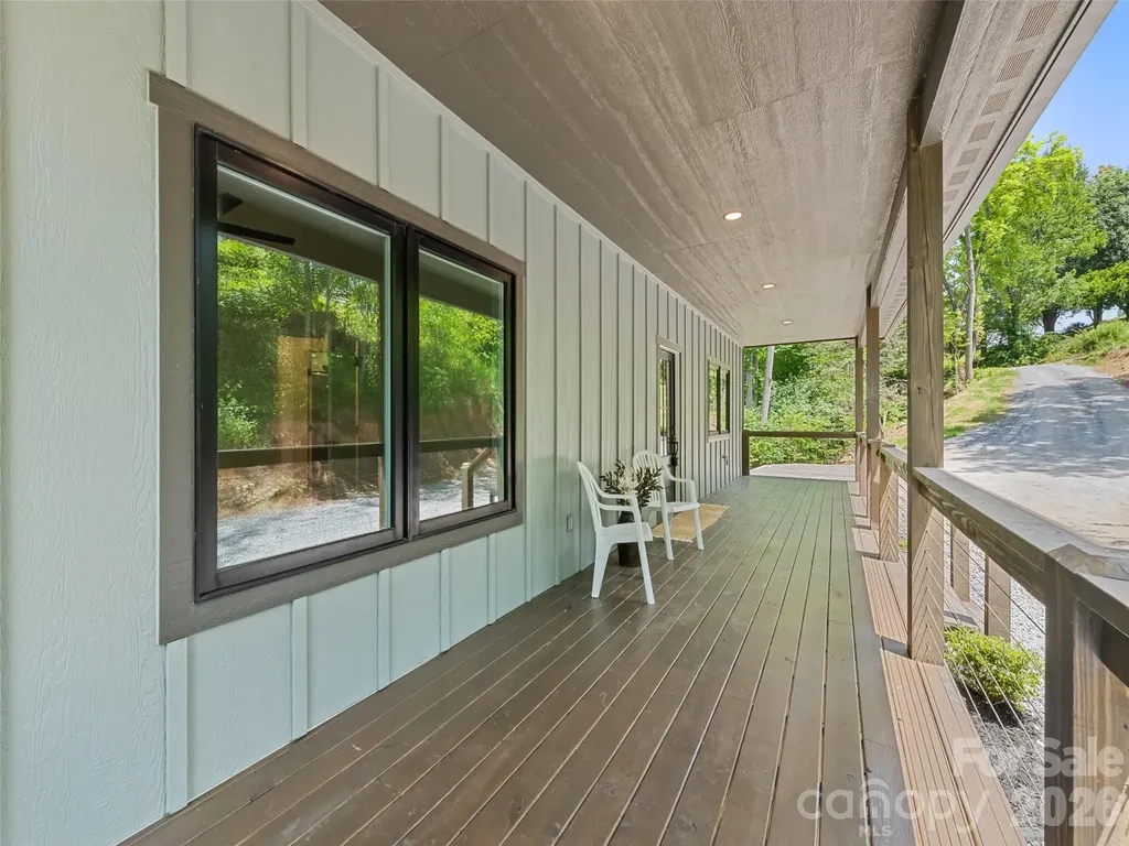 288 Ironwood Drive Clyde NC 28721