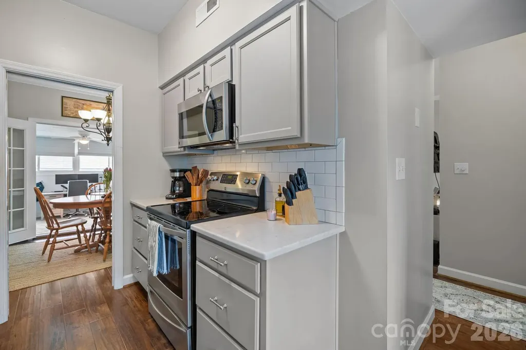5943 Quail Hollow Road Charlotte NC 28210