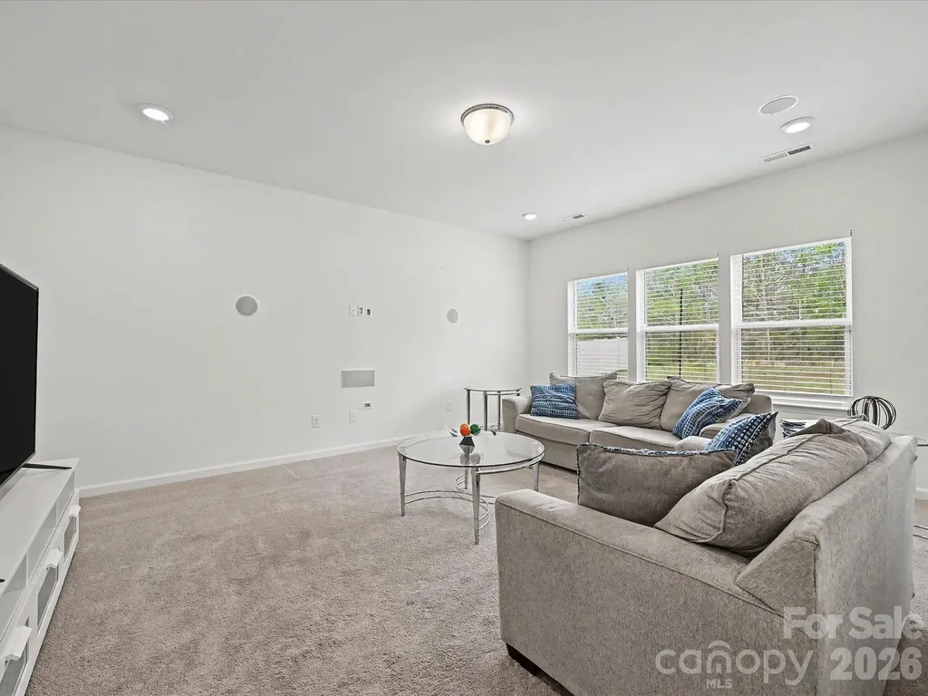 5125 Arbordale Way Mount Holly NC 28120