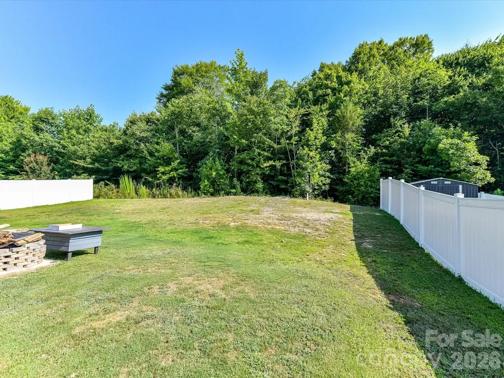 5125 Arbordale Way Mount Holly NC 28120