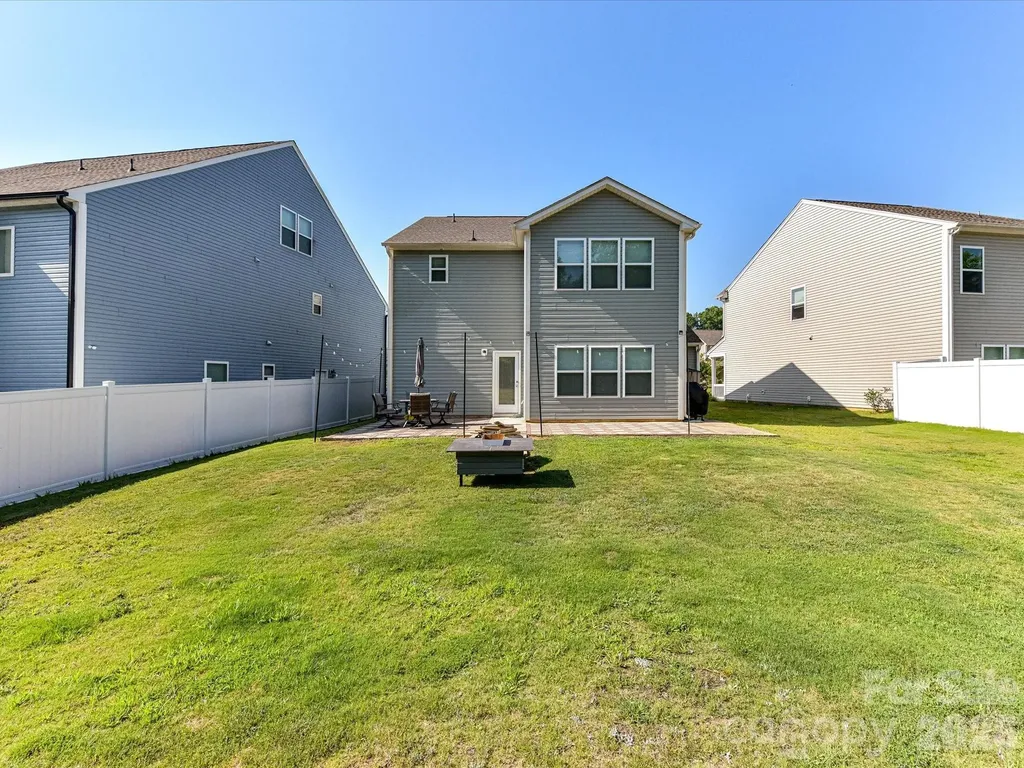 5125 Arbordale Way Mount Holly NC 28120