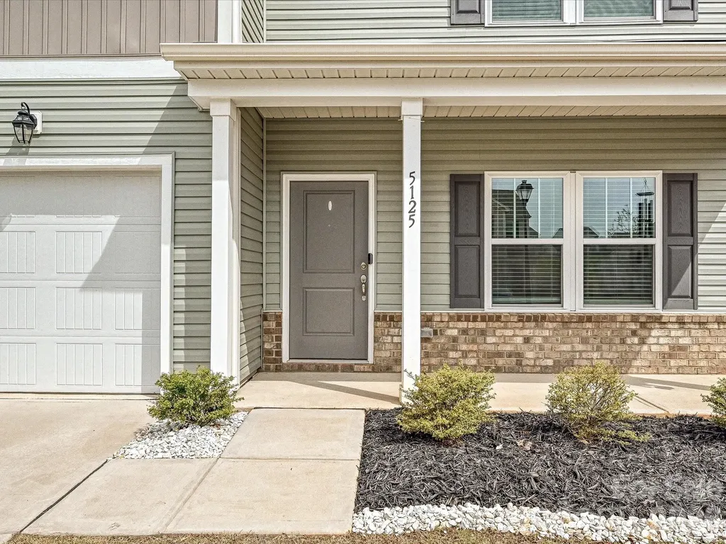 5125 Arbordale Way Mount Holly NC 28120