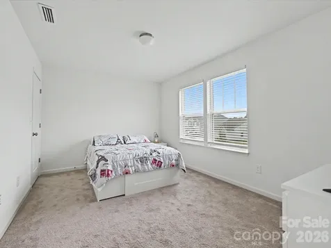 5125 Arbordale Way Mount Holly NC 28120