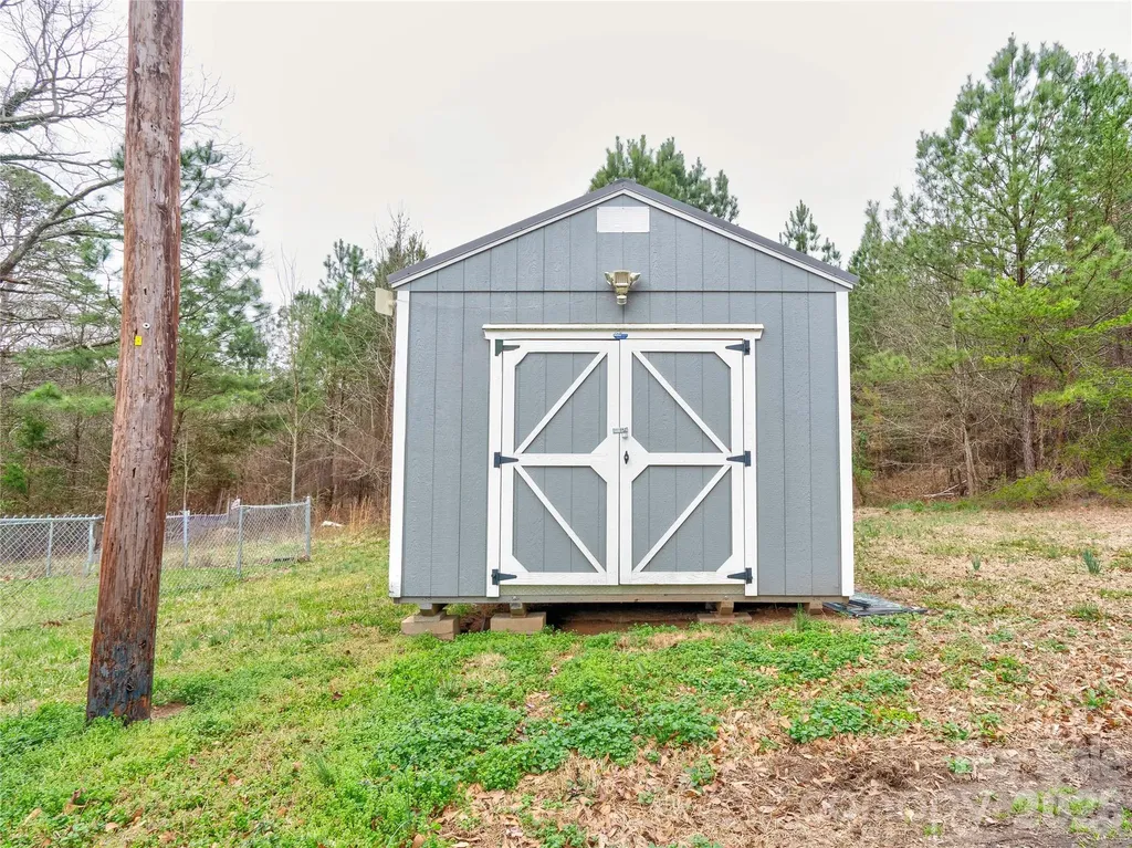 125 Church View Drive Lawndale NC 28090