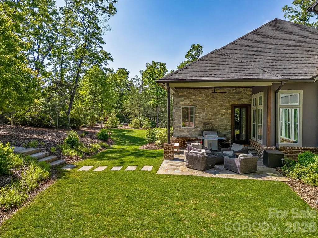 1905 White Tree Trail Arden NC 28704