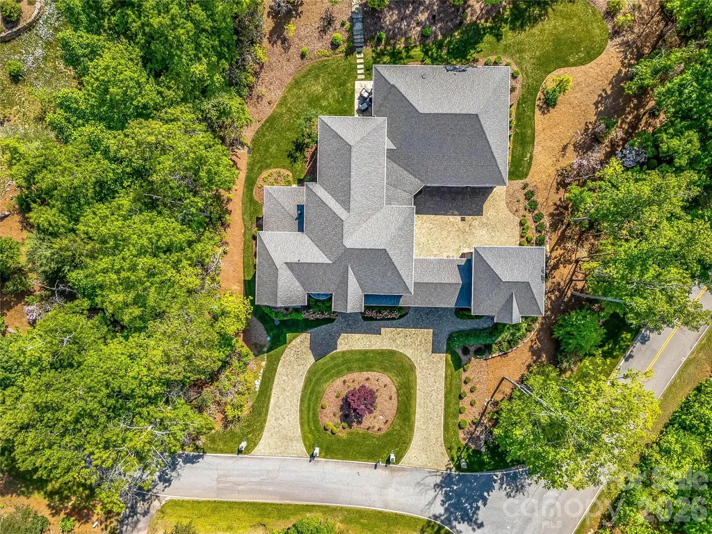 1905 White Tree Trail Arden NC 28704