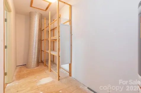 31 Little Cedar Court Asheville NC 28805