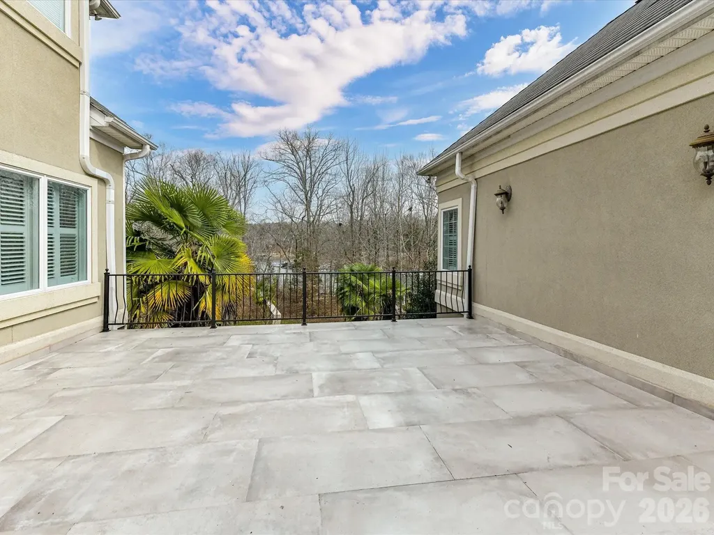 1805 Mt Isle Harbor Drive Charlotte NC 28214