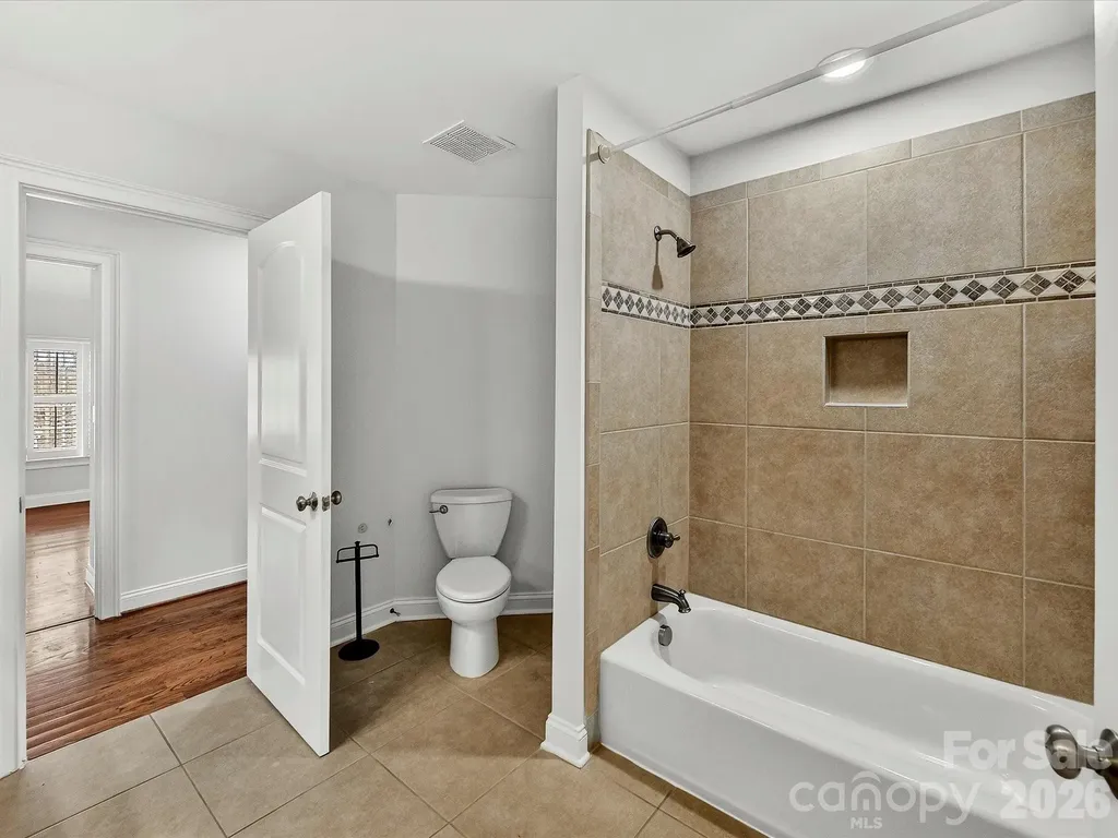 1805 Mt Isle Harbor Drive Charlotte NC 28214