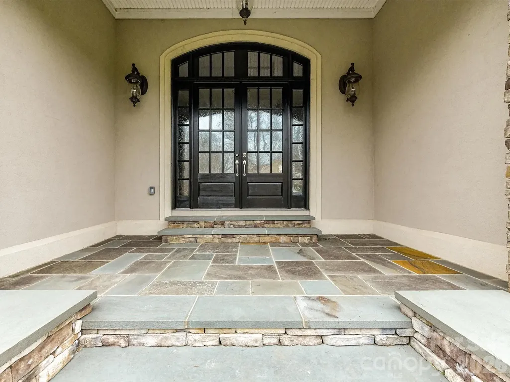1805 Mt Isle Harbor Drive Charlotte NC 28214