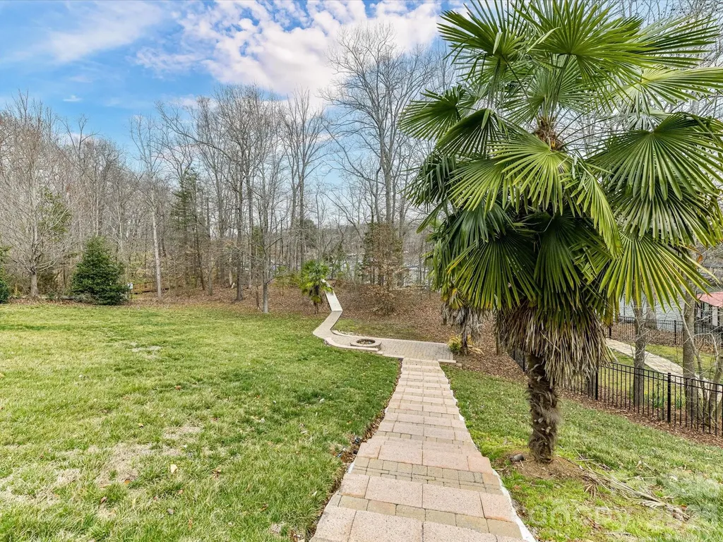 1805 Mt Isle Harbor Drive Charlotte NC 28214