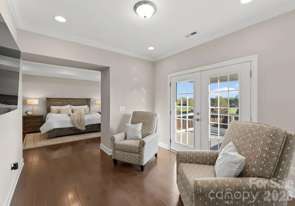 1053 Harlow's Crossing Drive Matthews NC 28104