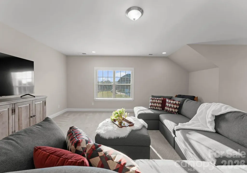 1053 Harlow's Crossing Drive Matthews NC 28104