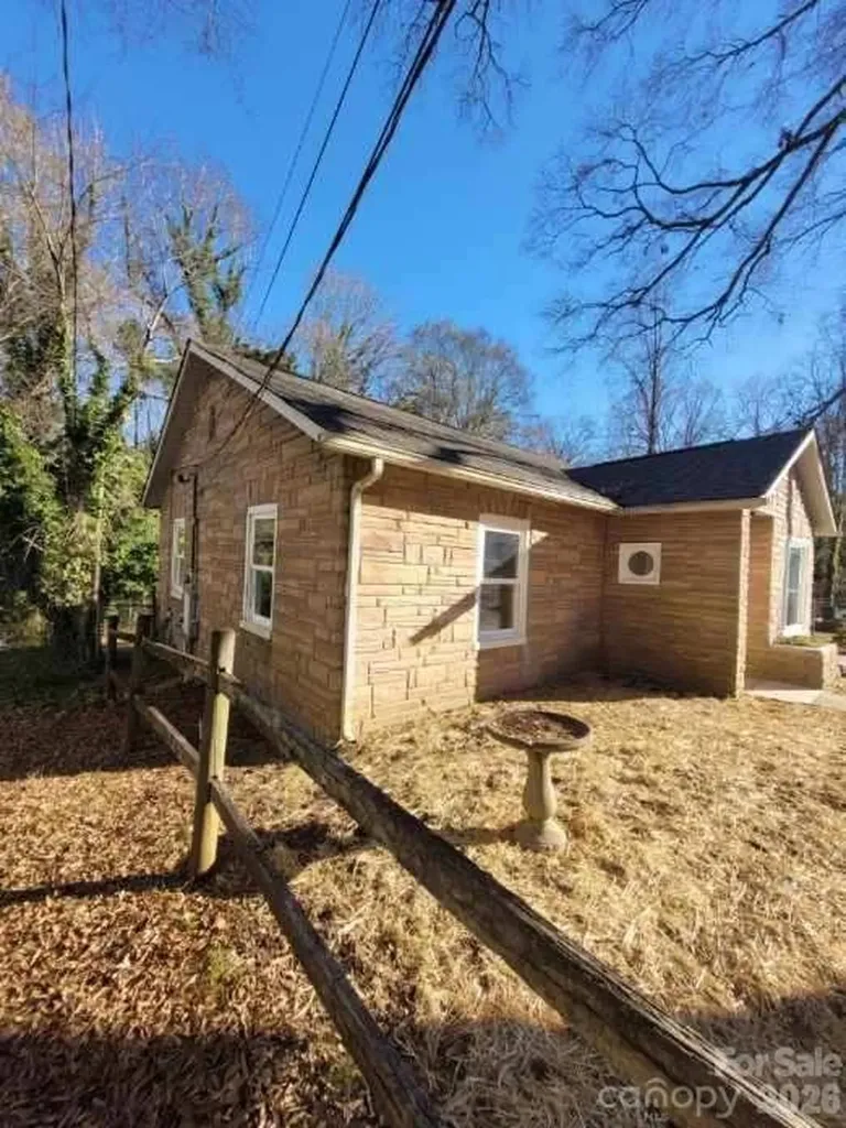 1116 East Drive Gastonia NC 28052