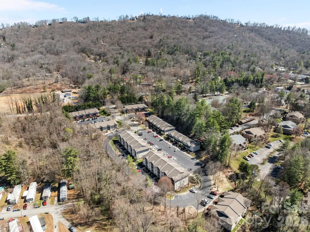 704 Carlyle Way Asheville NC 28803