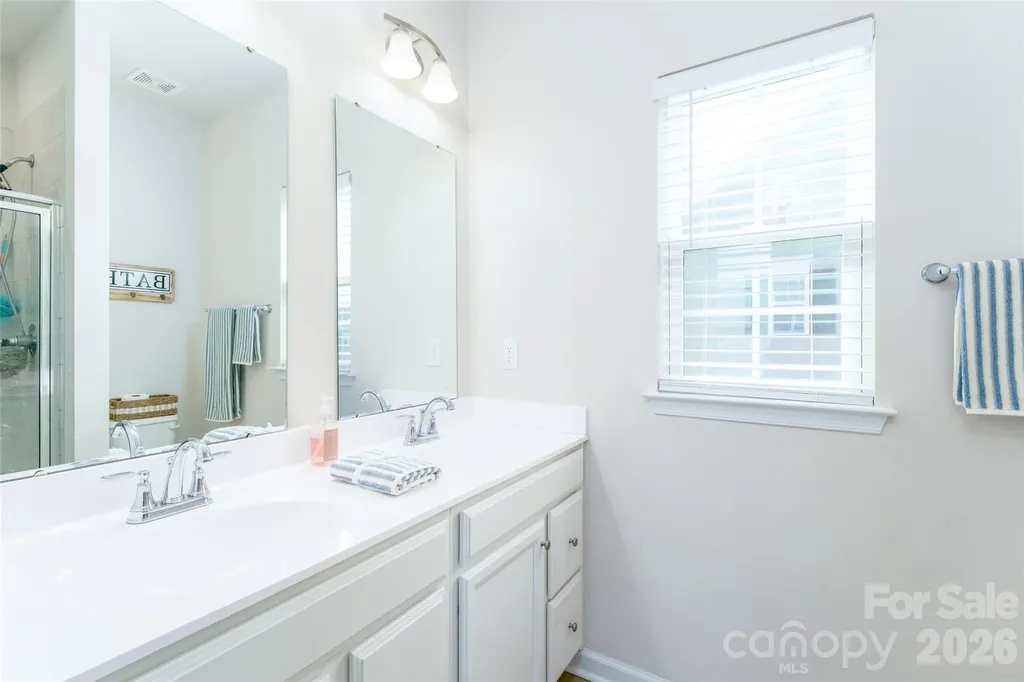 2102 Trout Lily Lane Matthews NC 28104