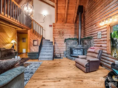 1040 Soquili Drive Brevard NC 28712