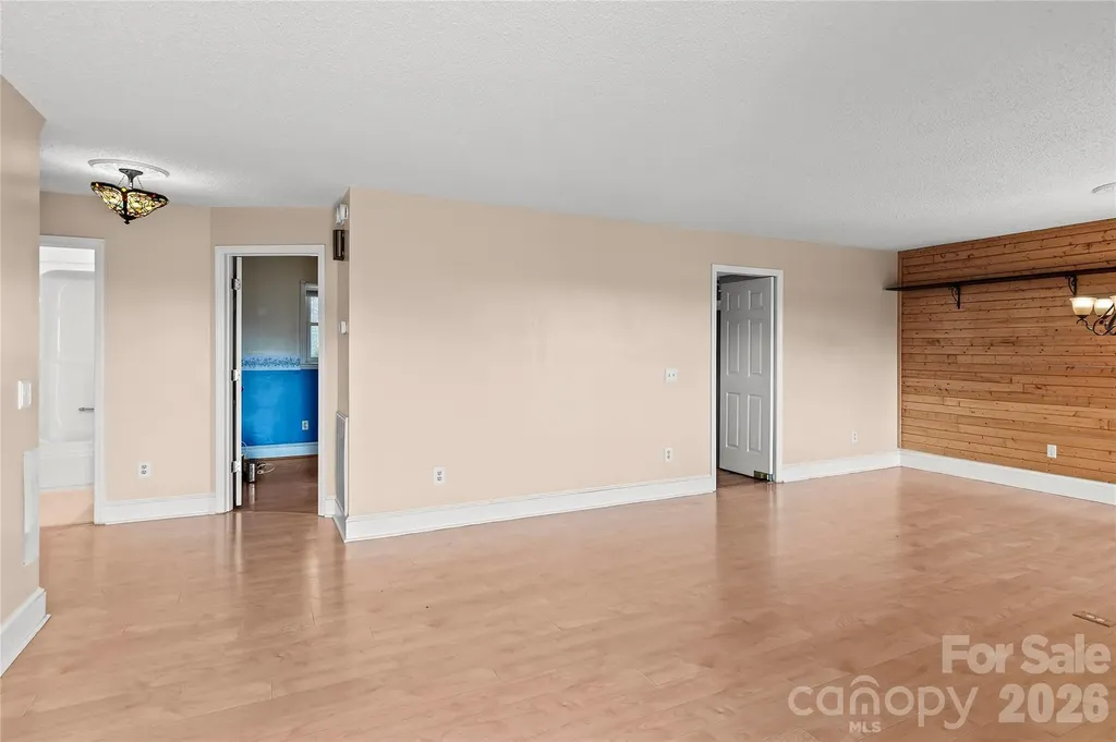 120 Skyline Drive Elkin NC 28621