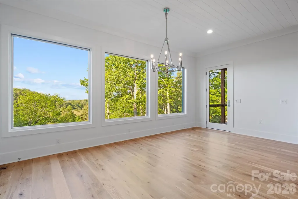 3434 Old Jonas Ridge Road Newland NC 28657