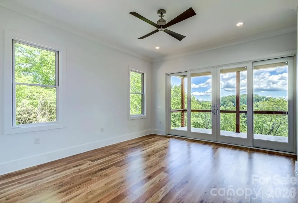 3434 Old Jonas Ridge Road Newland NC 28657