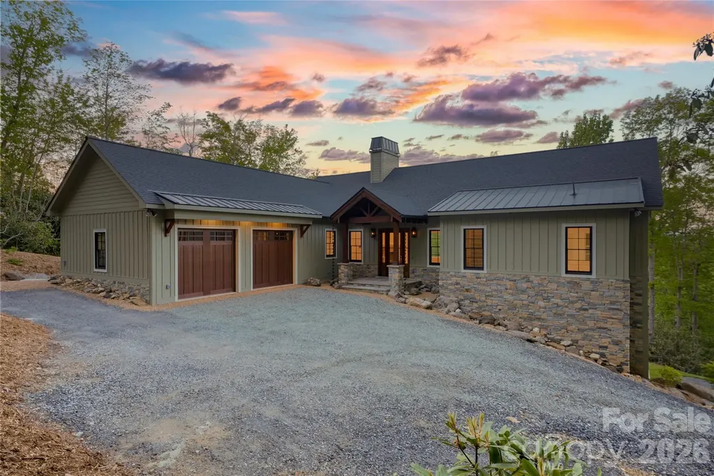 3434 Old Jonas Ridge Road Newland NC 28657