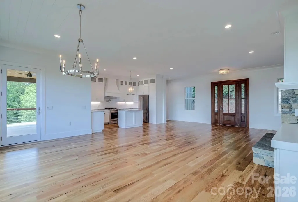3434 Old Jonas Ridge Road Newland NC 28657
