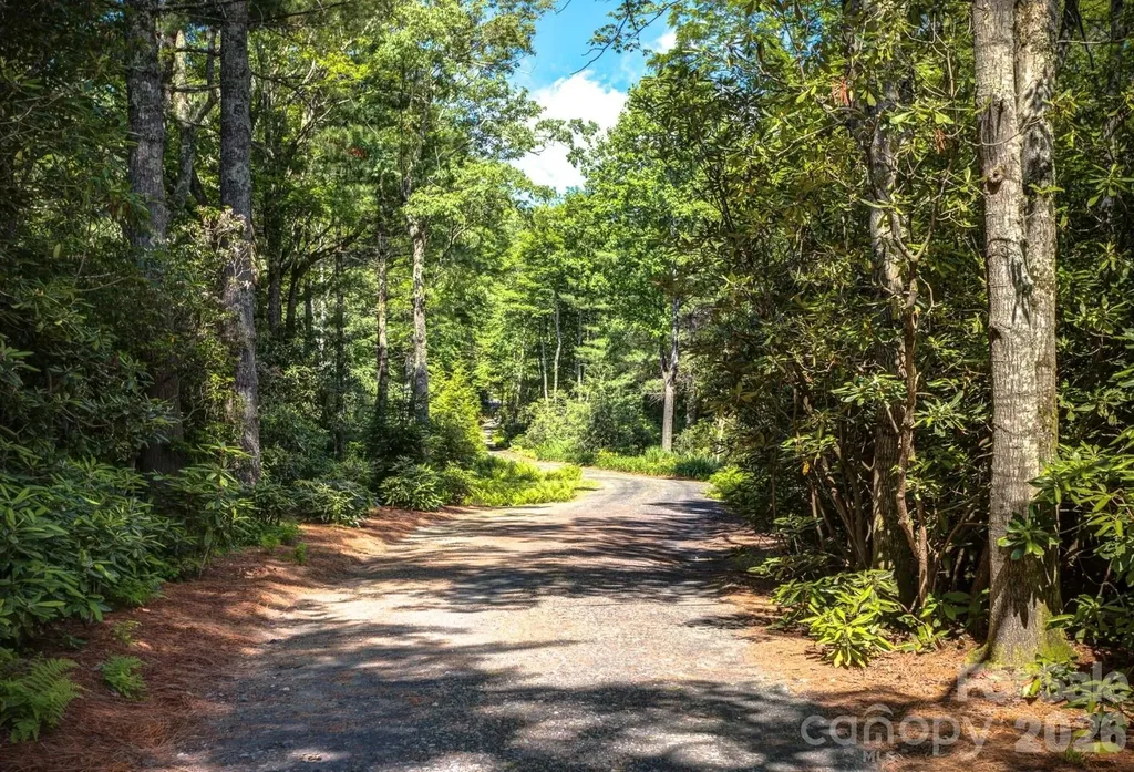 3434 Old Jonas Ridge Road Newland NC 28657