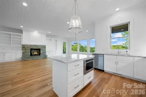 3434 Old Jonas Ridge Road Newland NC 28657