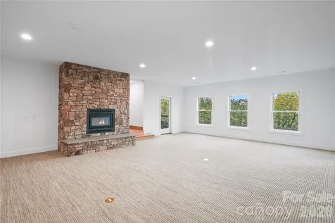 3434 Old Jonas Ridge Road Newland NC 28657