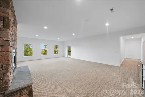 3434 Old Jonas Ridge Road Newland NC 28657