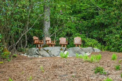 3434 Old Jonas Ridge Road Newland NC 28657