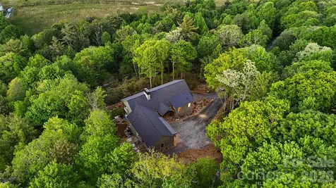 3434 Old Jonas Ridge Road Newland NC 28657