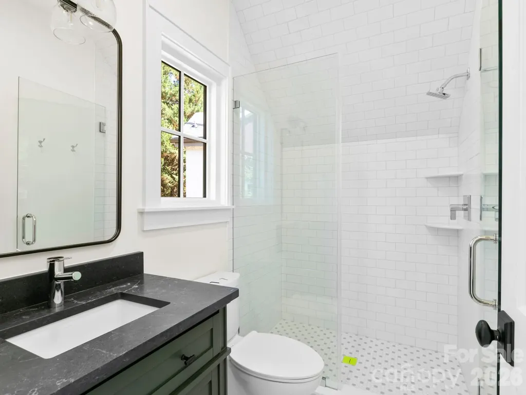 18 Normandy Road Asheville NC 28803