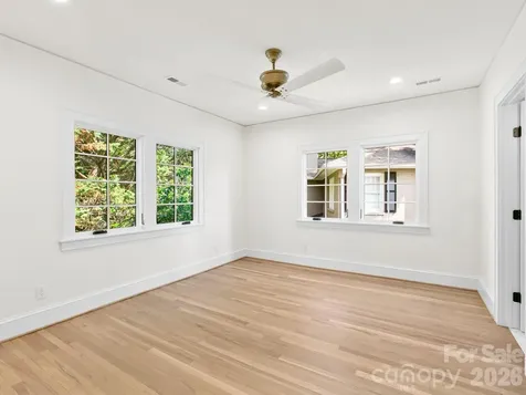 18 Normandy Road Asheville NC 28803