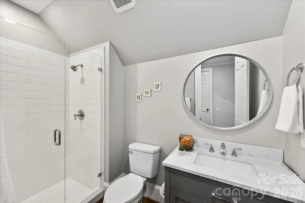 2135 Sharon Avenue Charlotte NC 28211