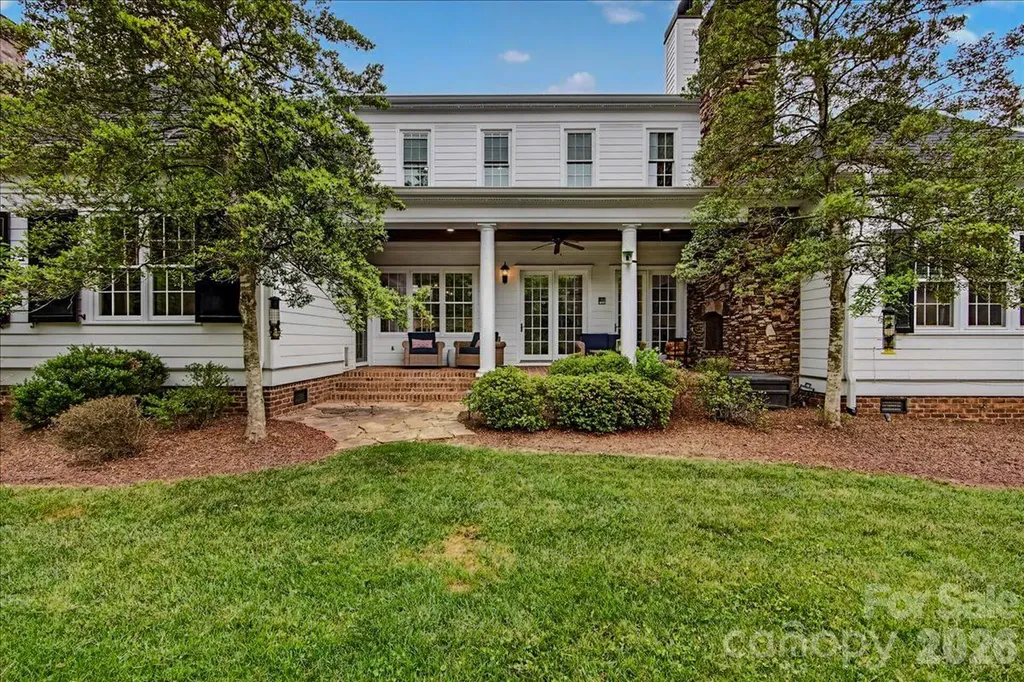 2135 Sharon Avenue Charlotte NC 28211