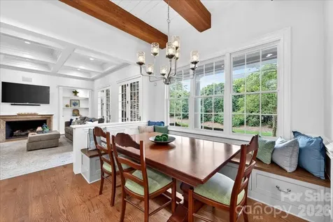 2135 Sharon Avenue Charlotte NC 28211